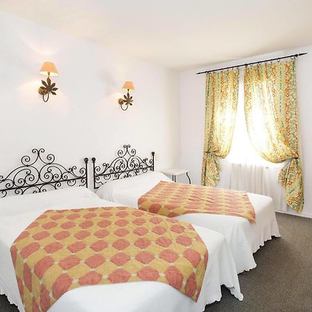 Logis Hotels - Hotel Restaurant Du Midi Revel  Εξωτερικό φωτογραφία